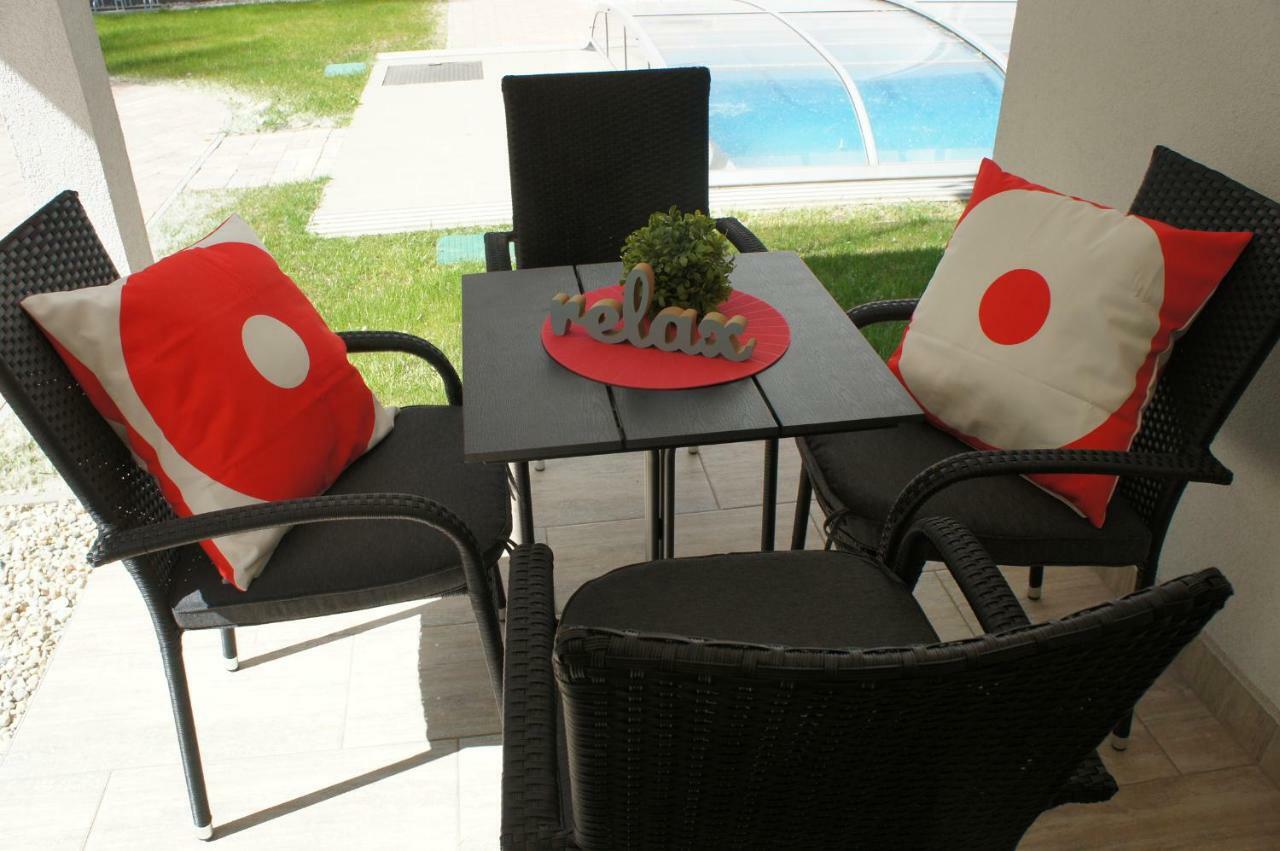 Laguna Apartment